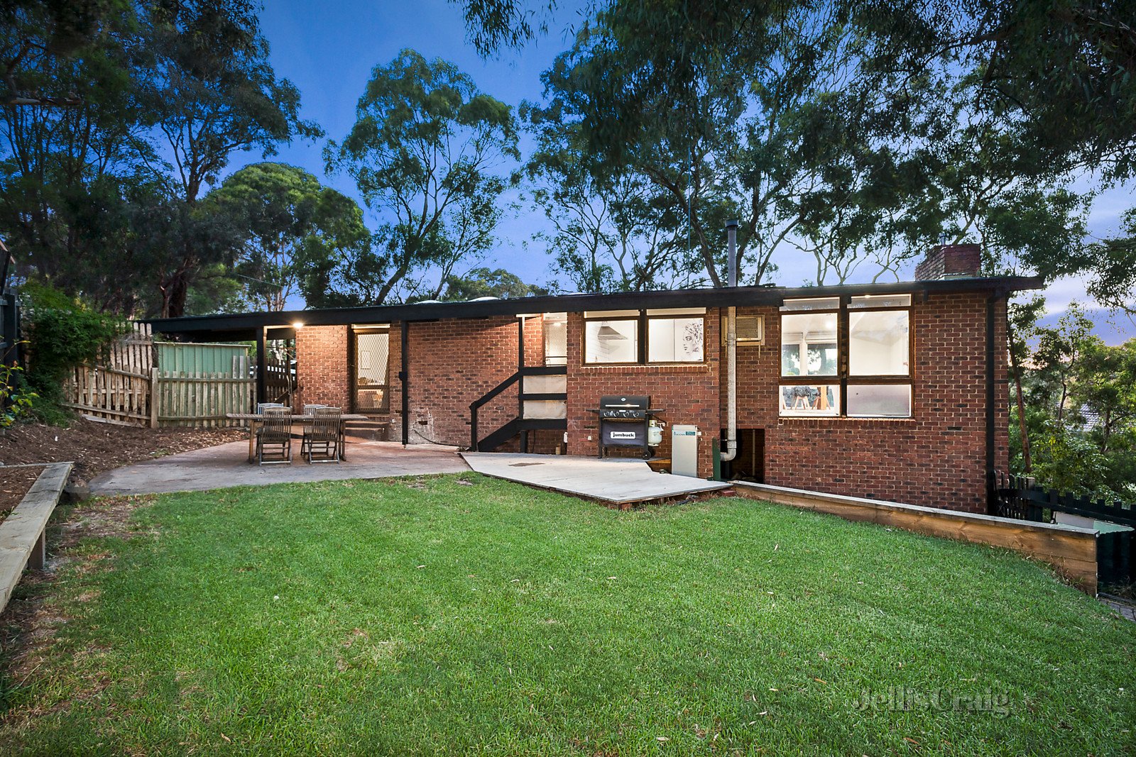 205 St Helena Road, Greensborough image 8