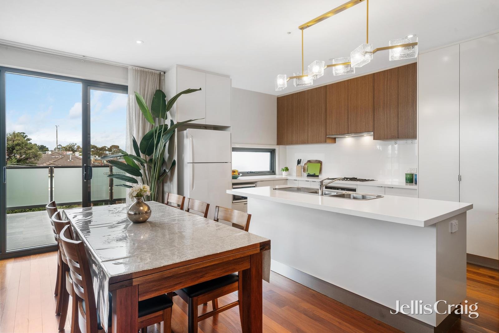 20/51 Talford Street, Doncaster East image 5