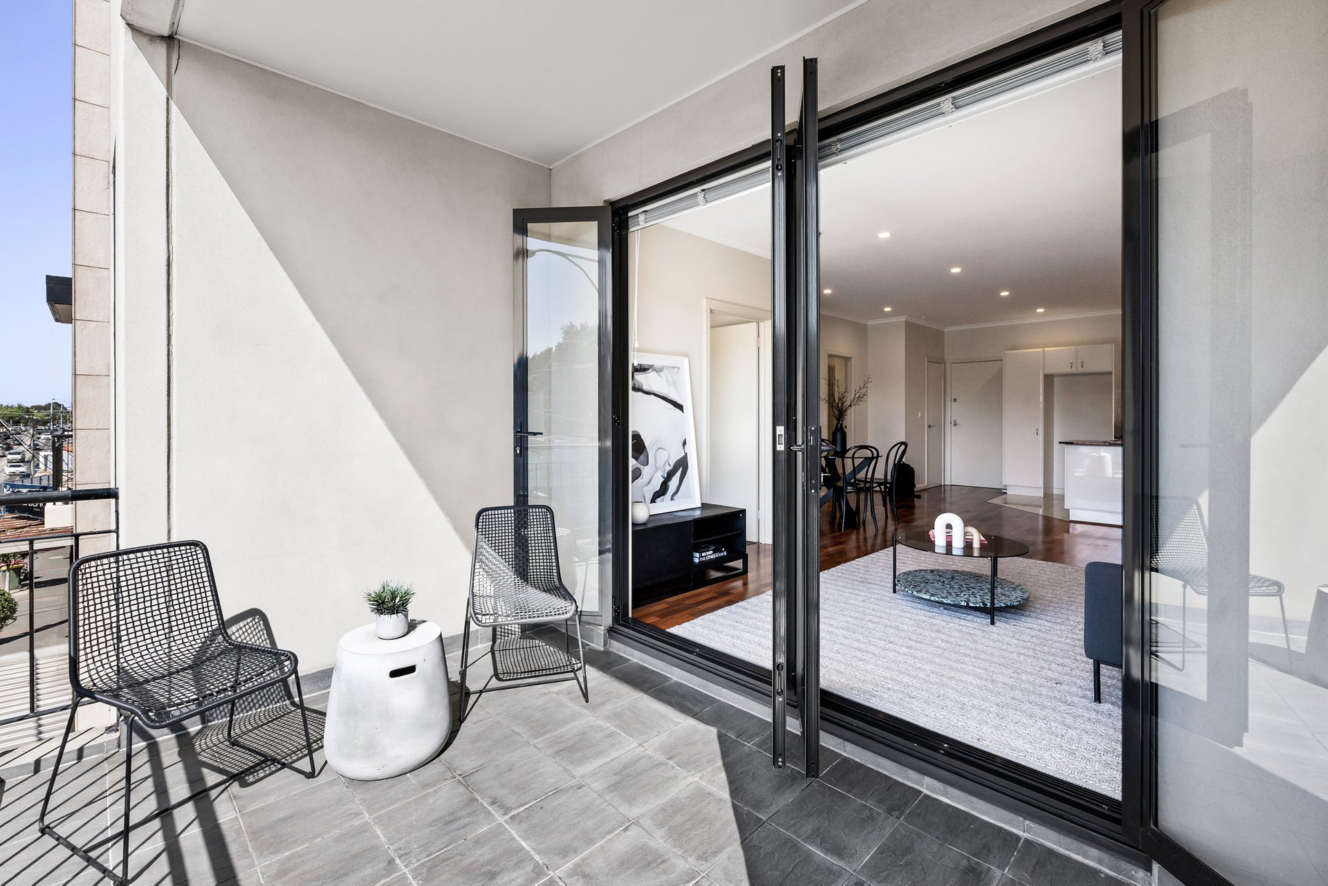 Property Gallery Thumbnail 7