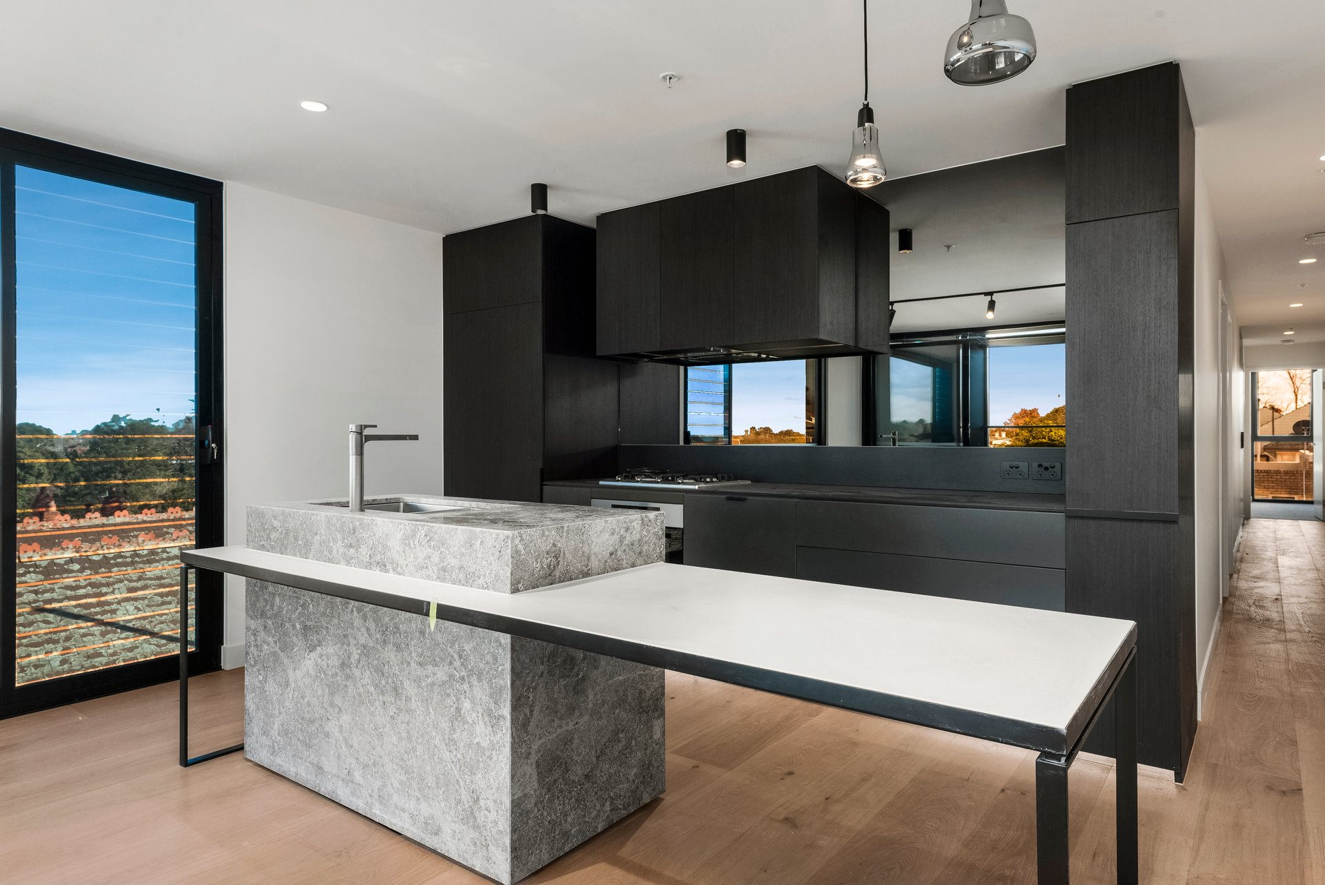 Property Gallery Thumbnail 4