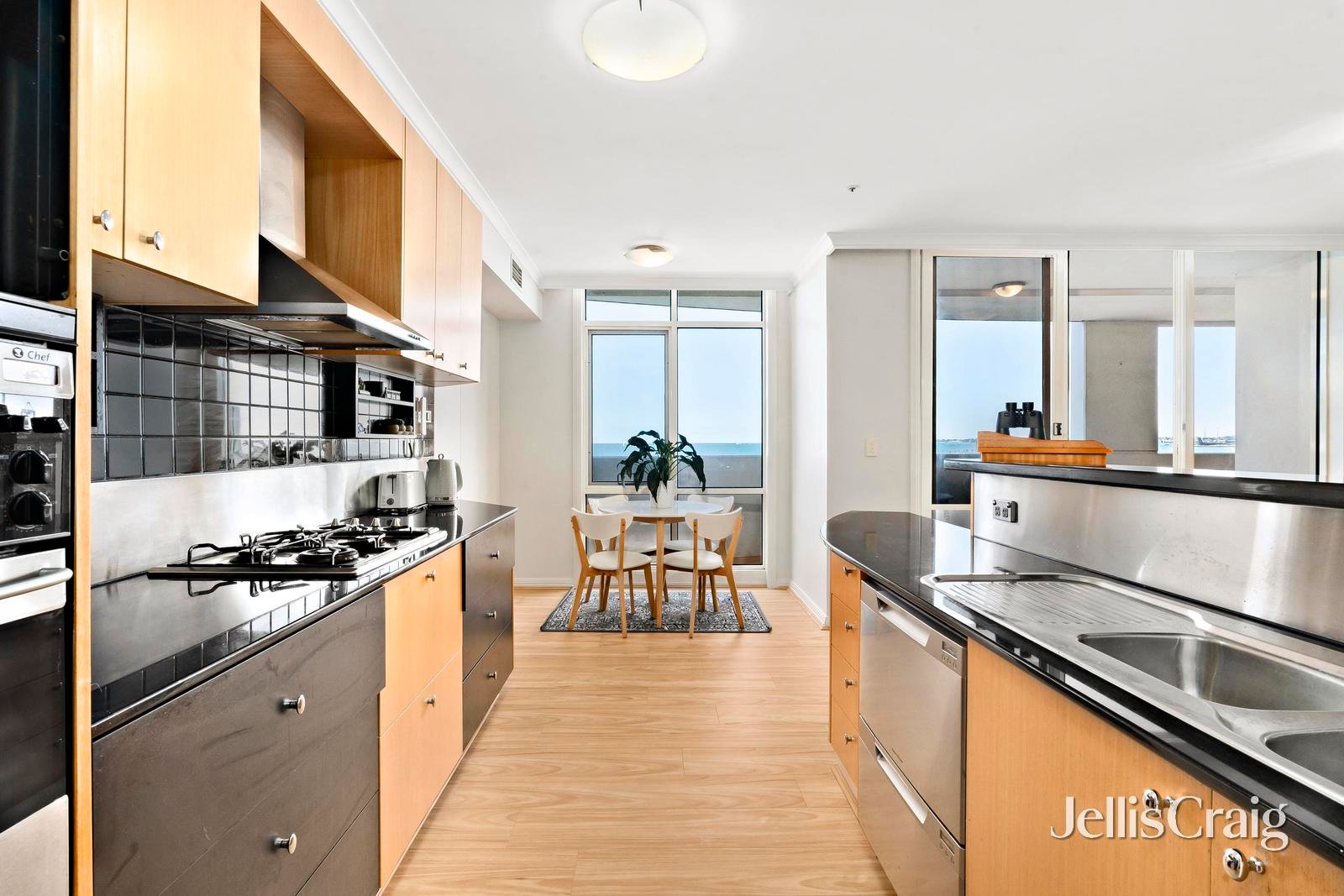 205/115 Beach Street, Port&nbsp;Melbourne image 8