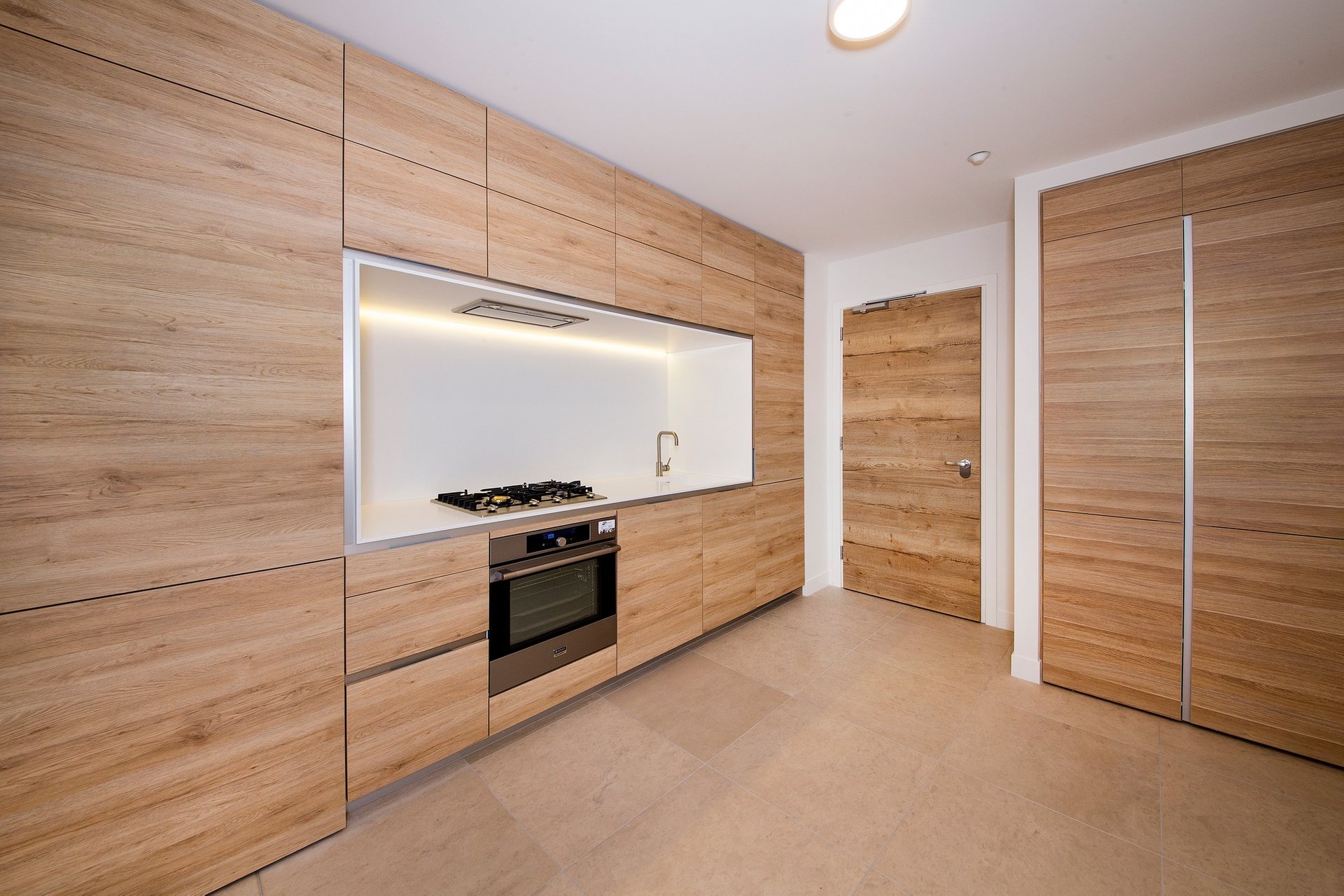 205 / 12 Queens Road Melbourne