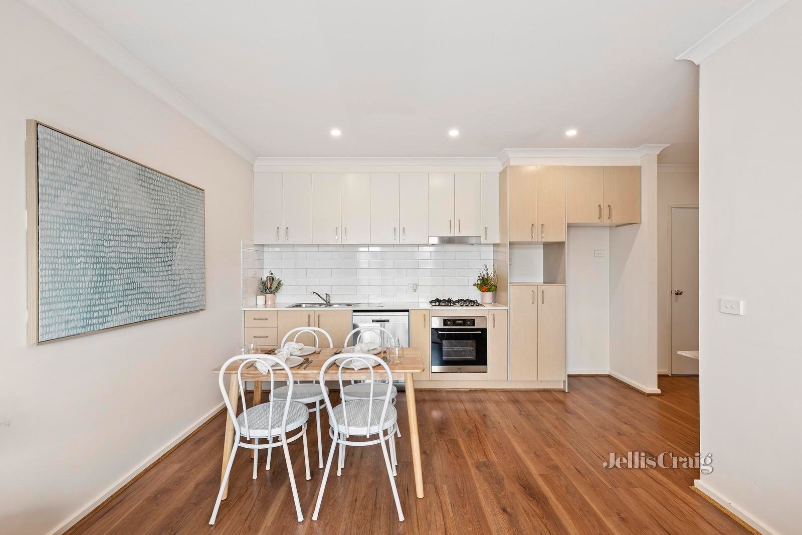 205/13 Highmoor Avenue, Bayswater image 5