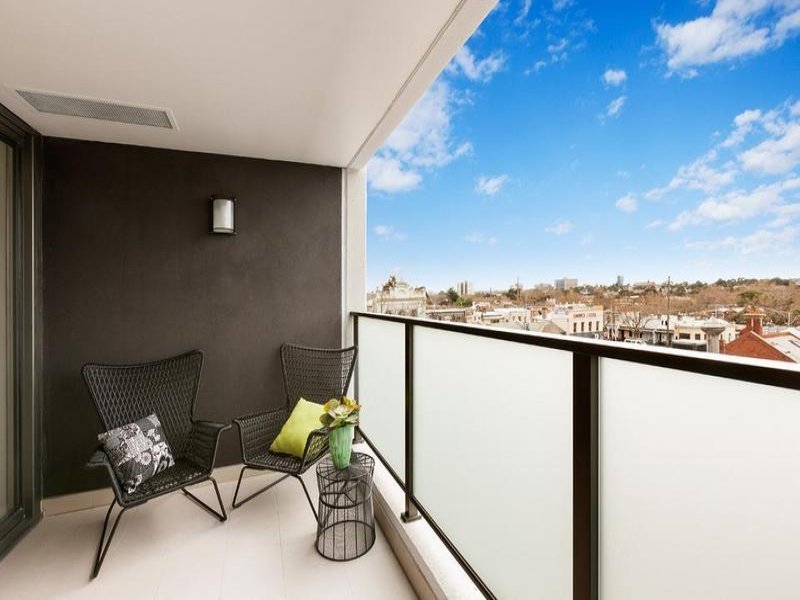 205/130 Errol Street, North Melbourne image 6