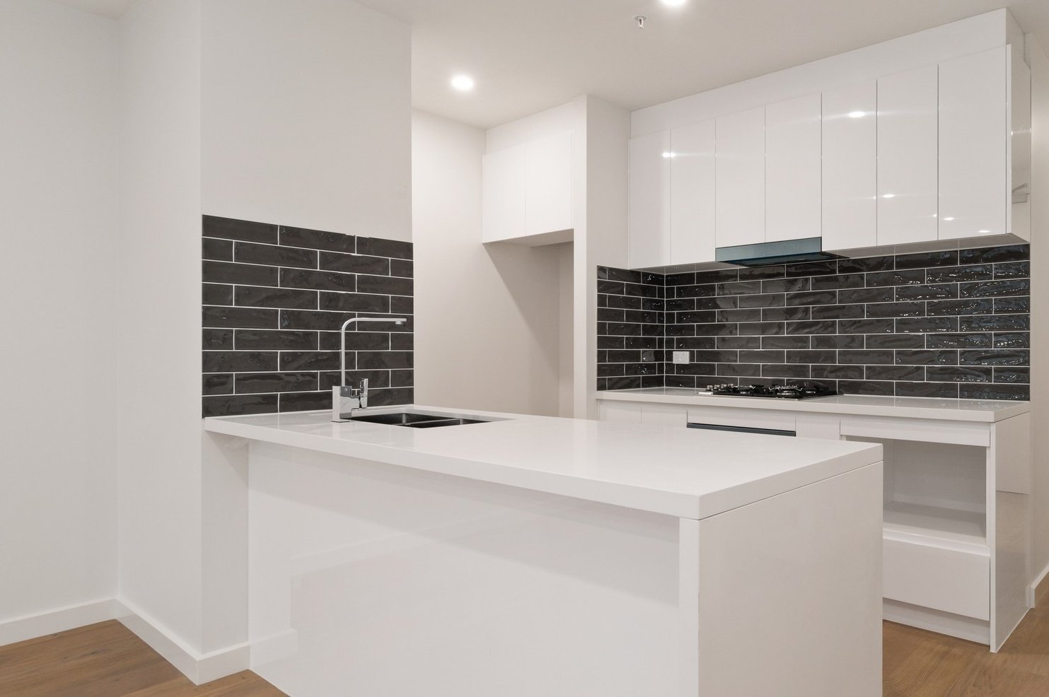 205/14-16 Springfield Avenue, Croydon image 3