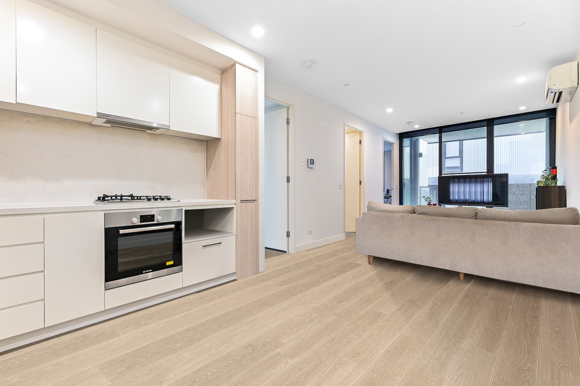 205/15-17 Irving Avenue, Box Hill image 4