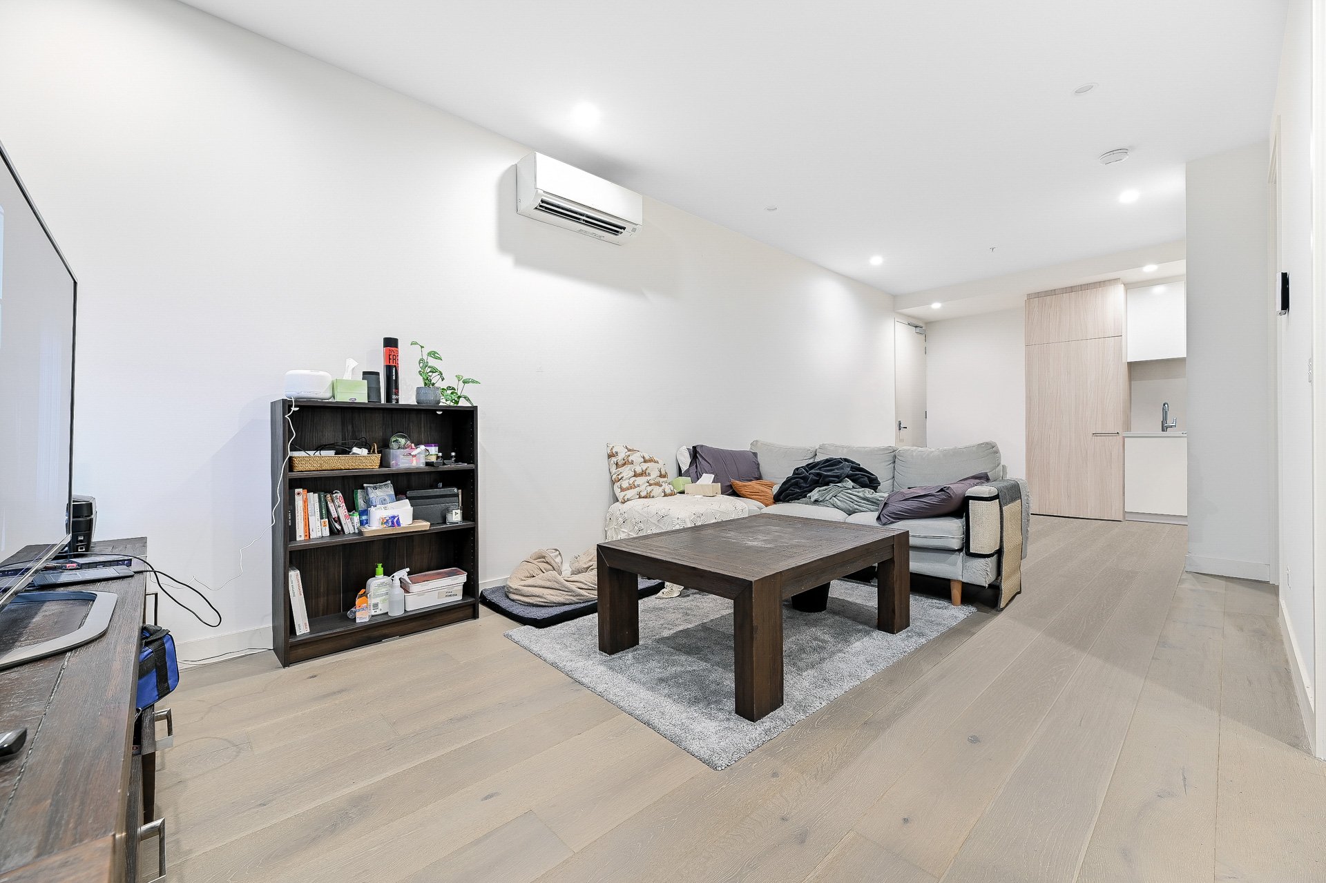 205/15-17 Irving Avenue, Box Hill image 6