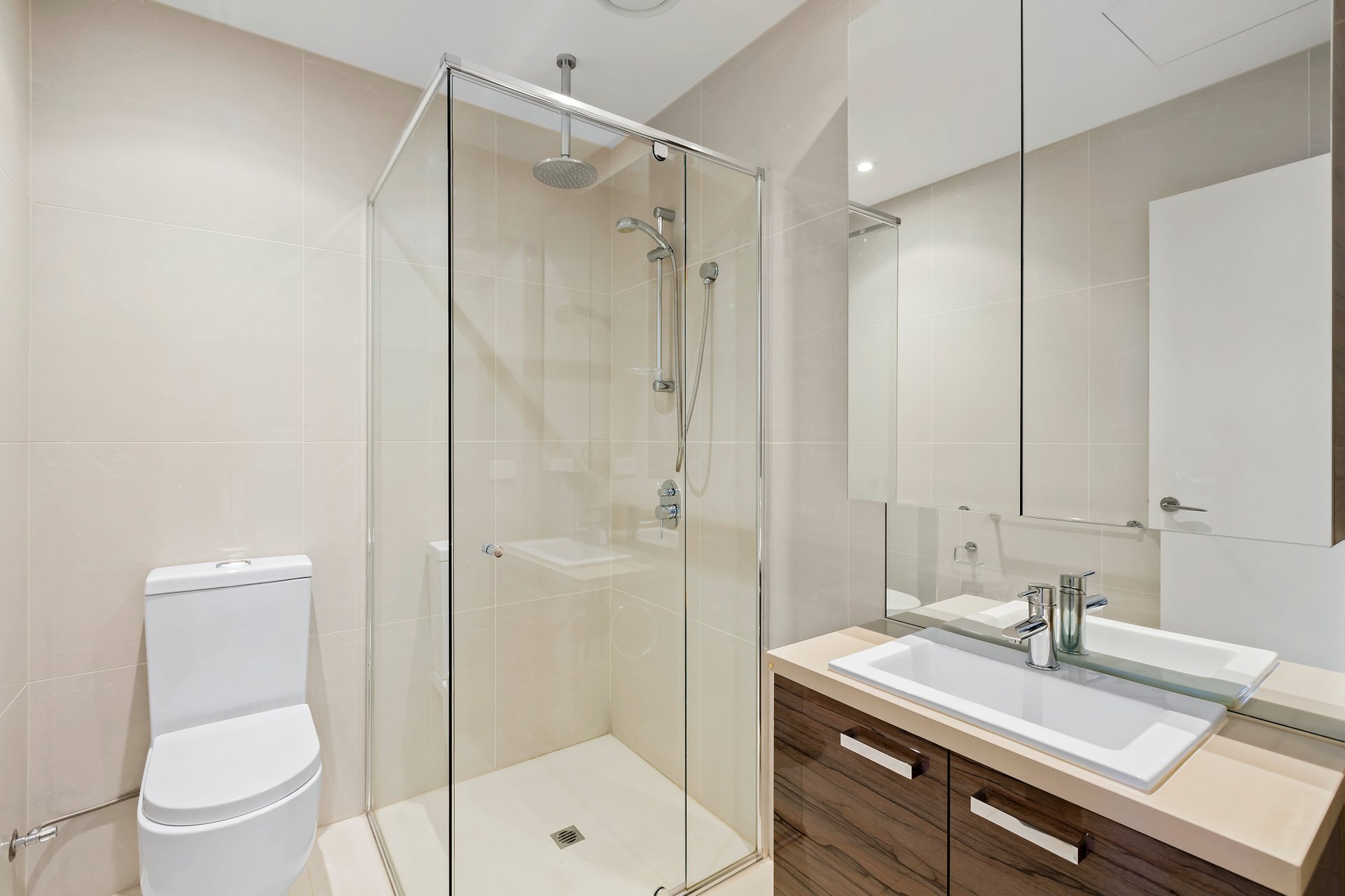 Property Gallery Thumbnail 7