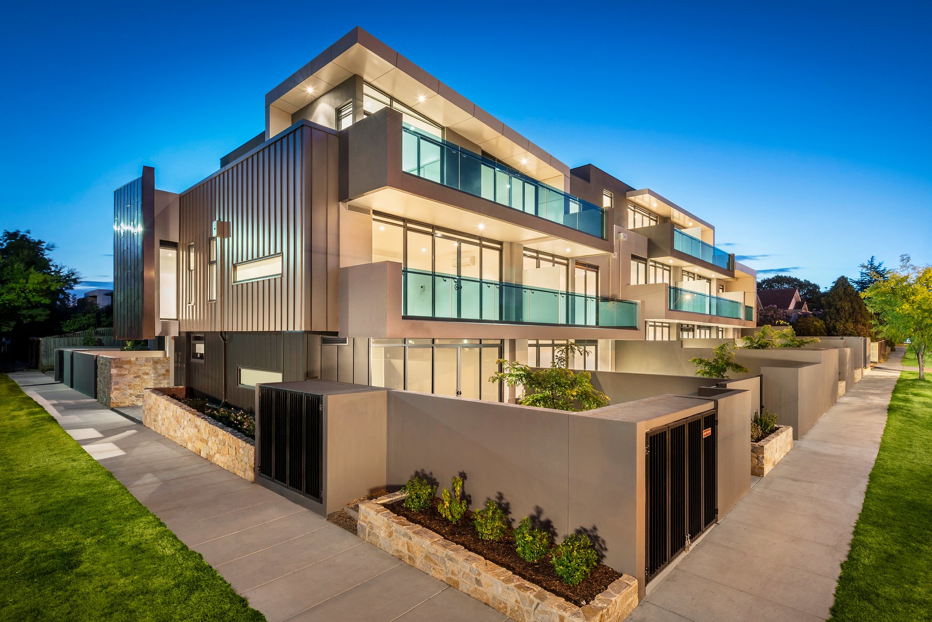 Property Gallery Thumbnail 8