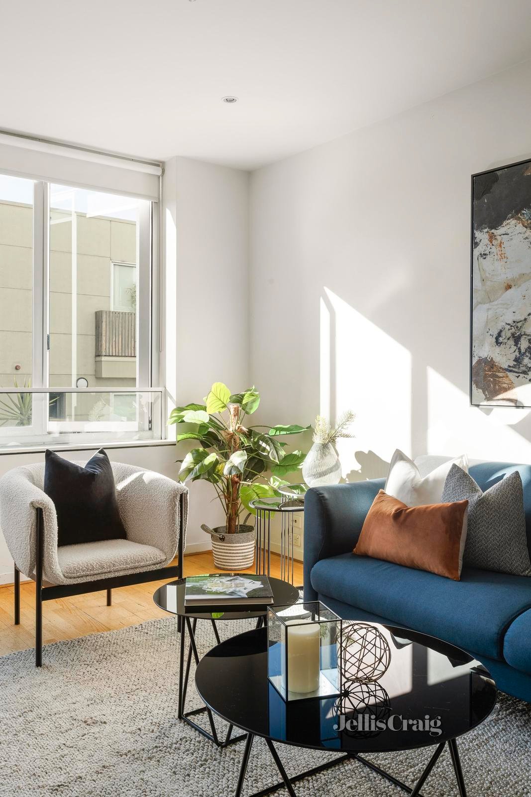 205/166 Wellington Parade, East Melbourne image 2