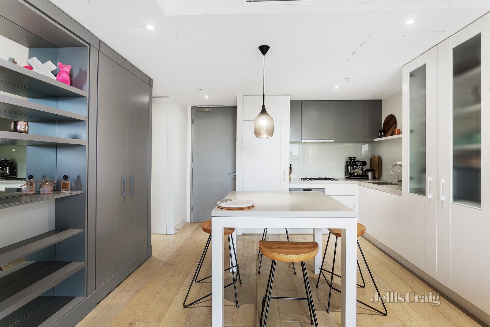 205/18 Coppin Street, Richmond image 3