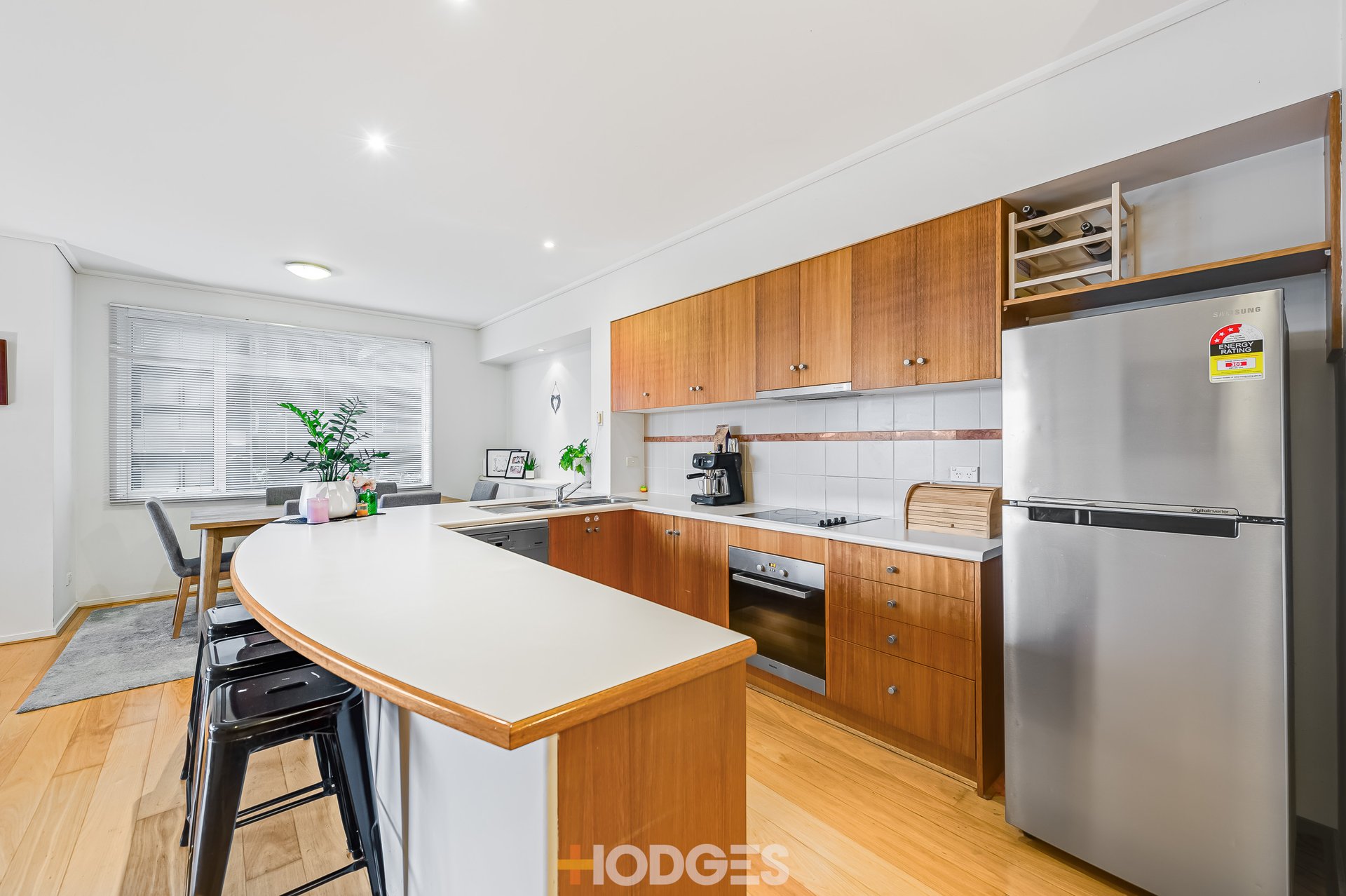 205 / 23 Queens Road Melbourne