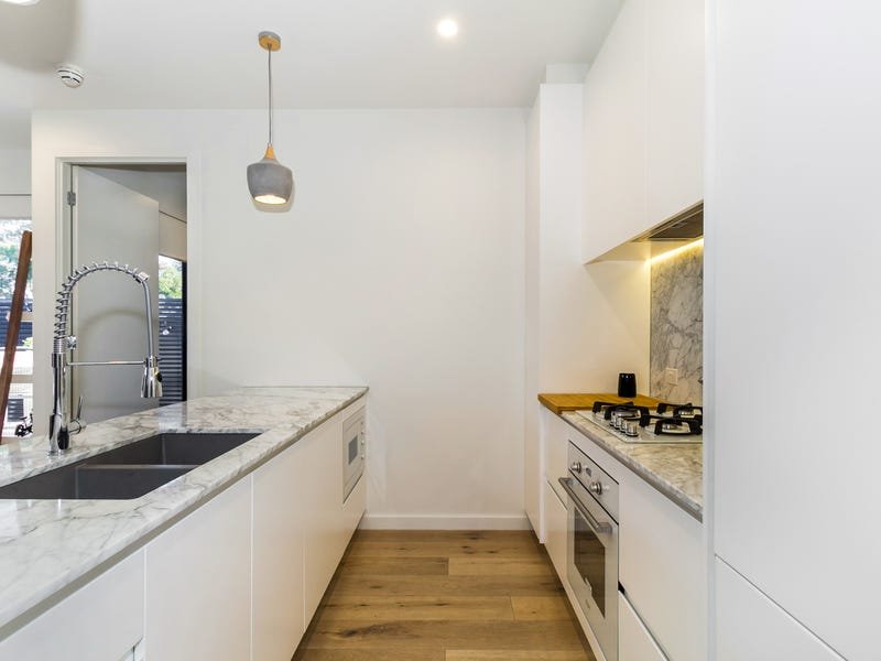 Property Gallery Thumbnail 3