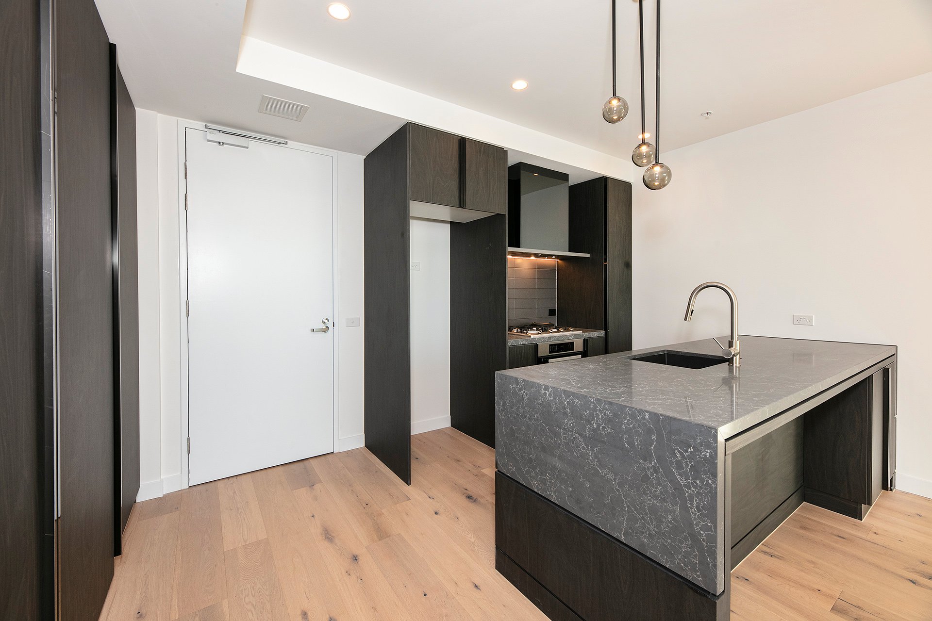 205 / 277 Centre Road  Bentleigh