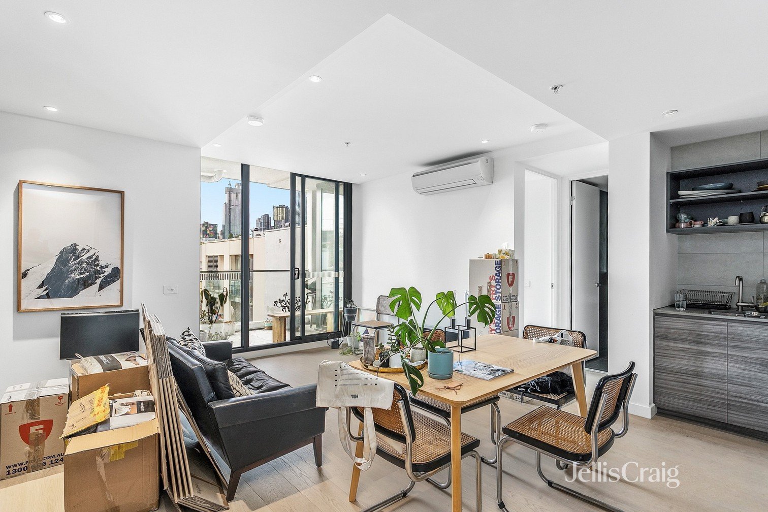 205/33-35 Arden Street, North&nbsp;Melbourne image 2