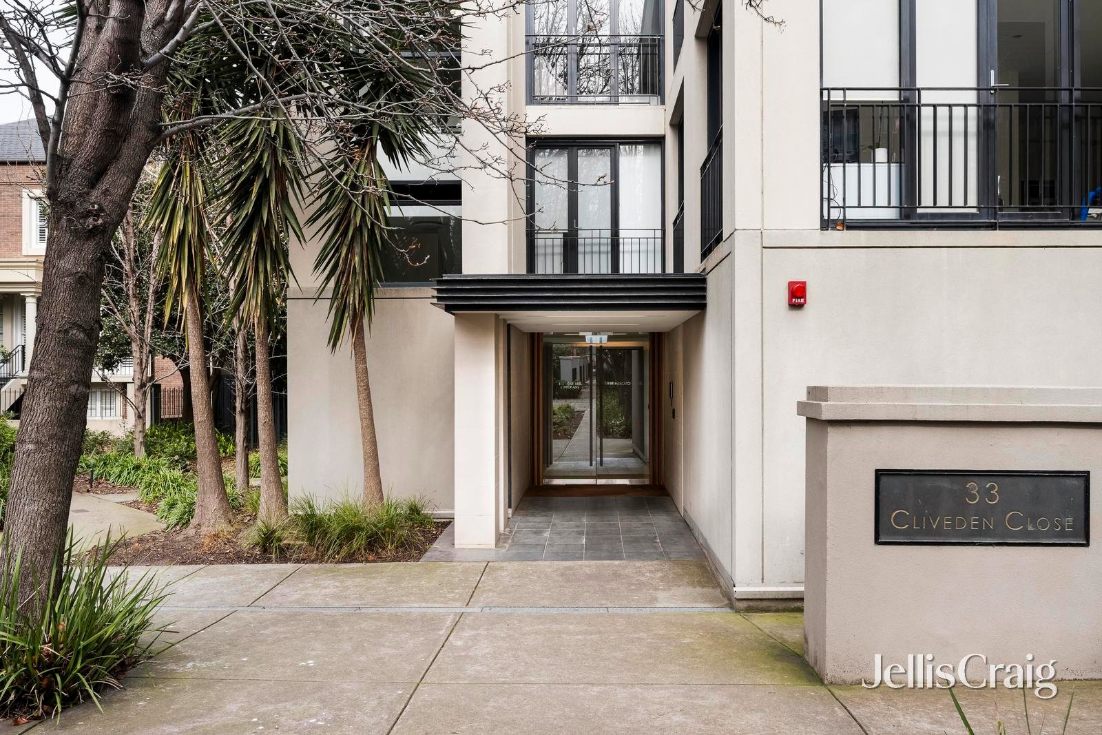 205/33 Cliveden Close, East Melbourne image 9