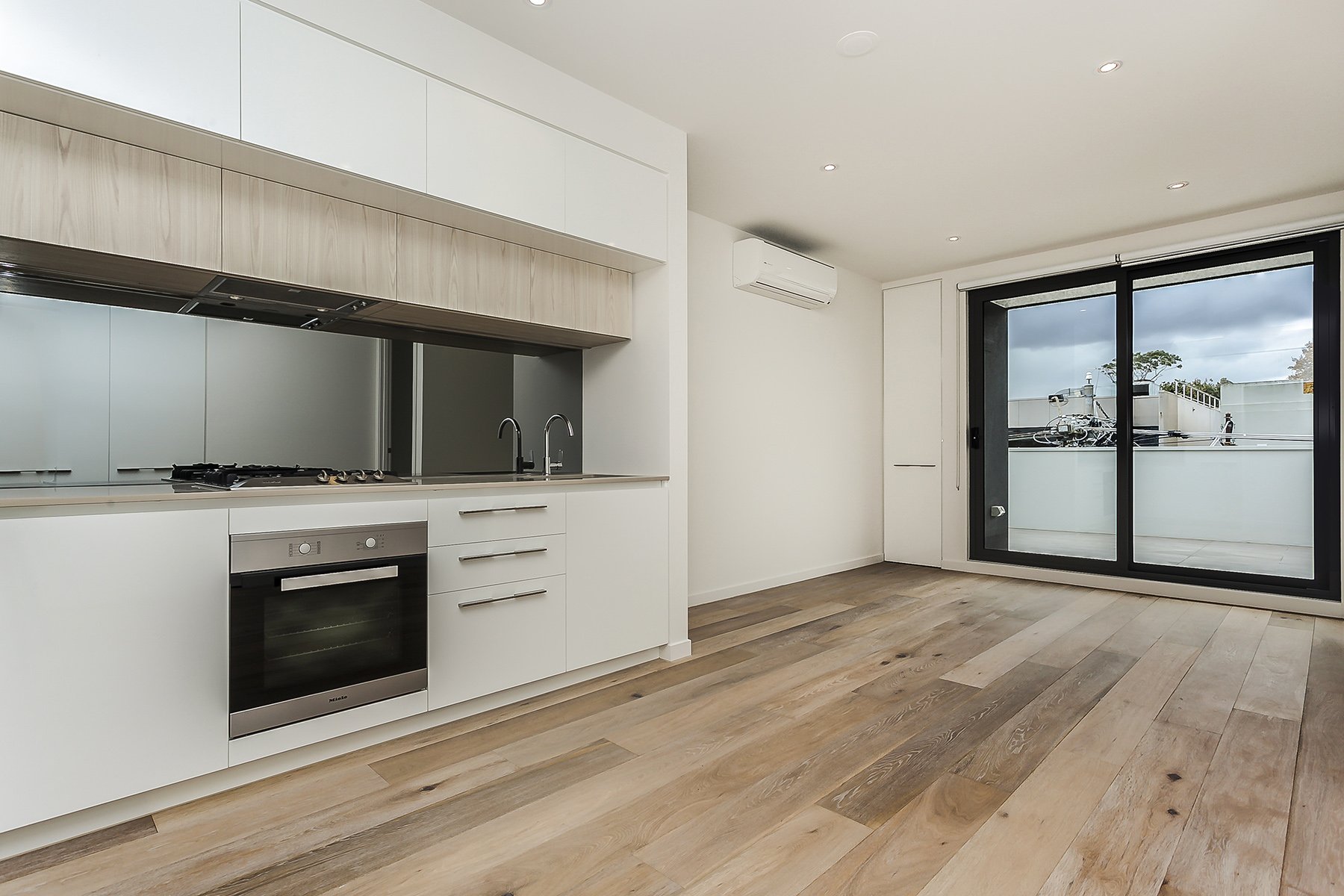 Property Gallery - Main Image