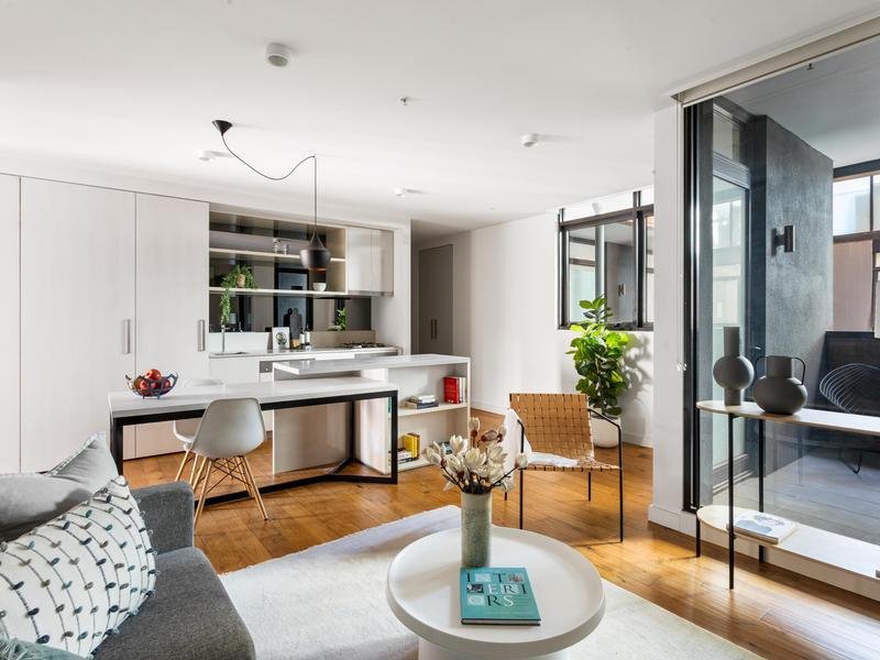 205/36 Lynch Street, Hawthorn image 2