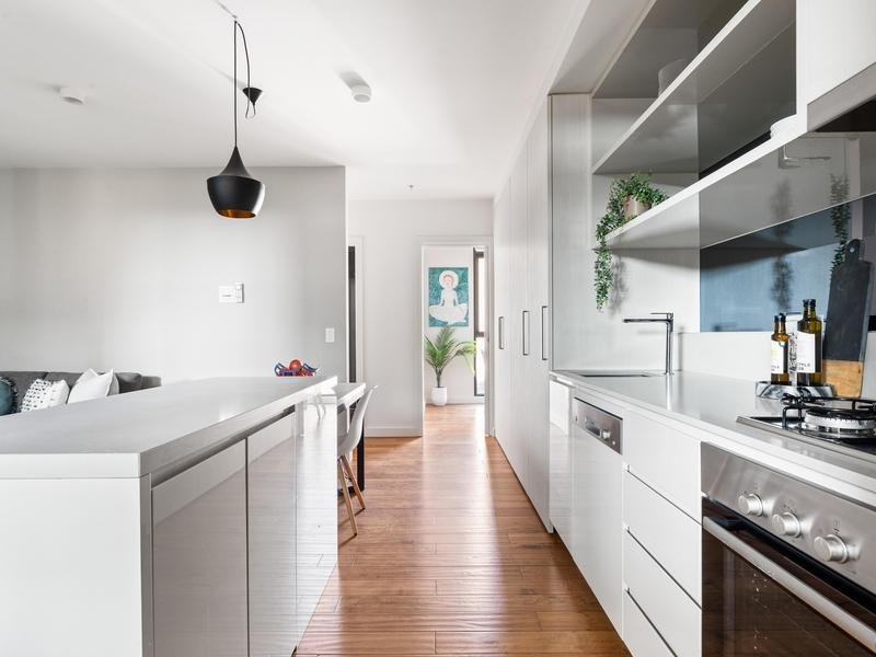 205/36 Lynch Street, Hawthorn image 4