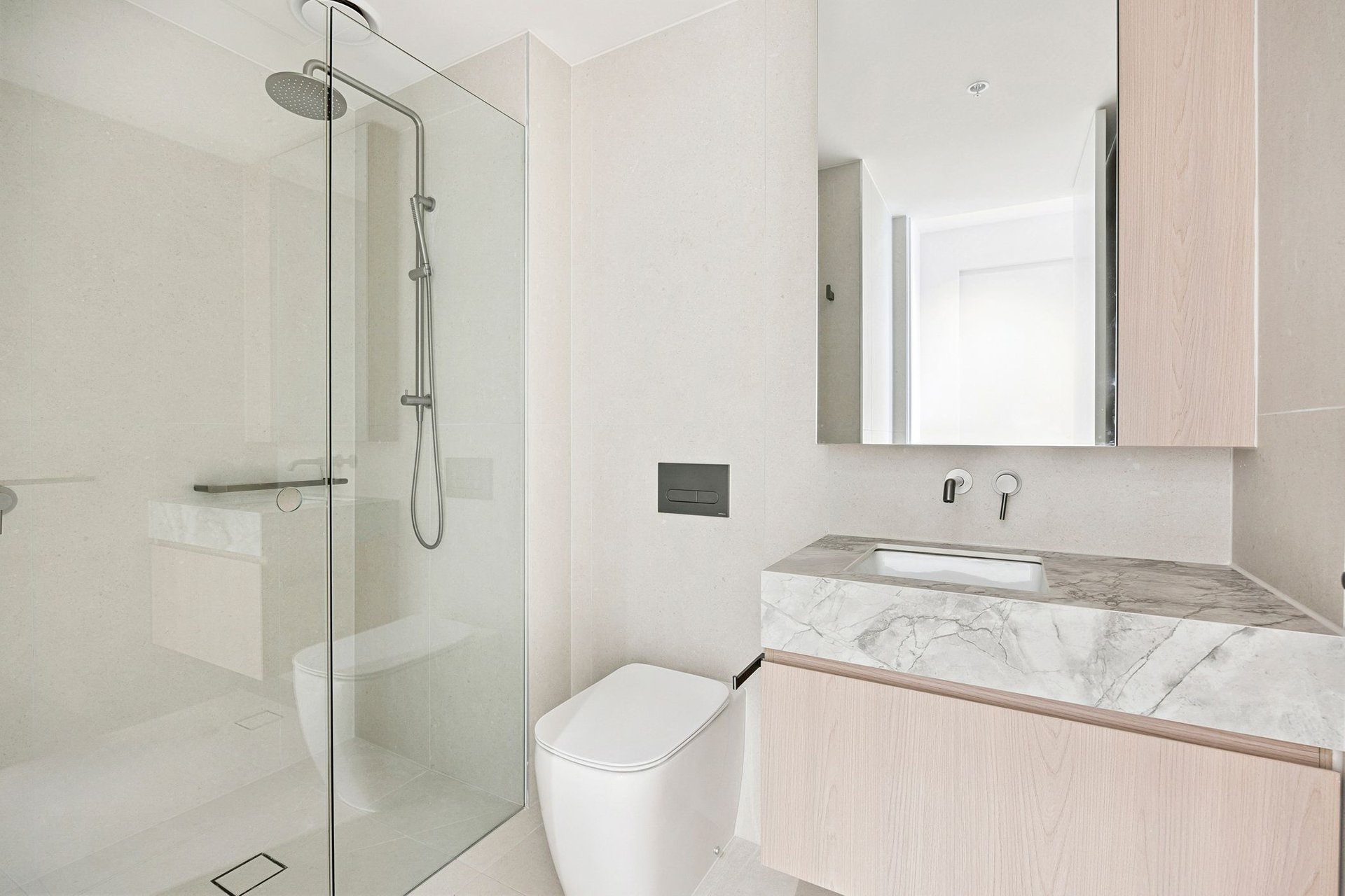 205/39 Bay Street, Rippleside image 7