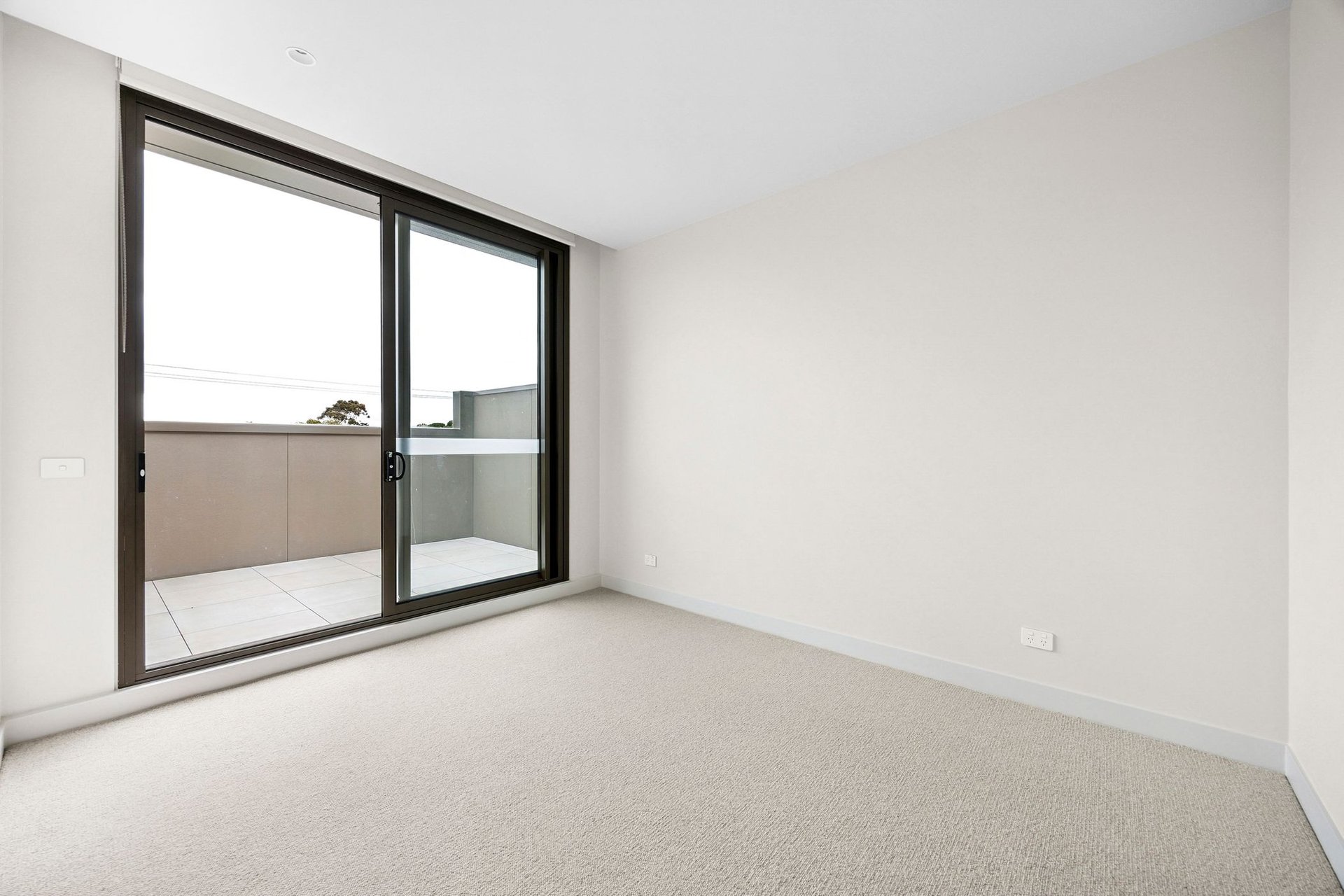 205/39 Bay Street, Rippleside image 9