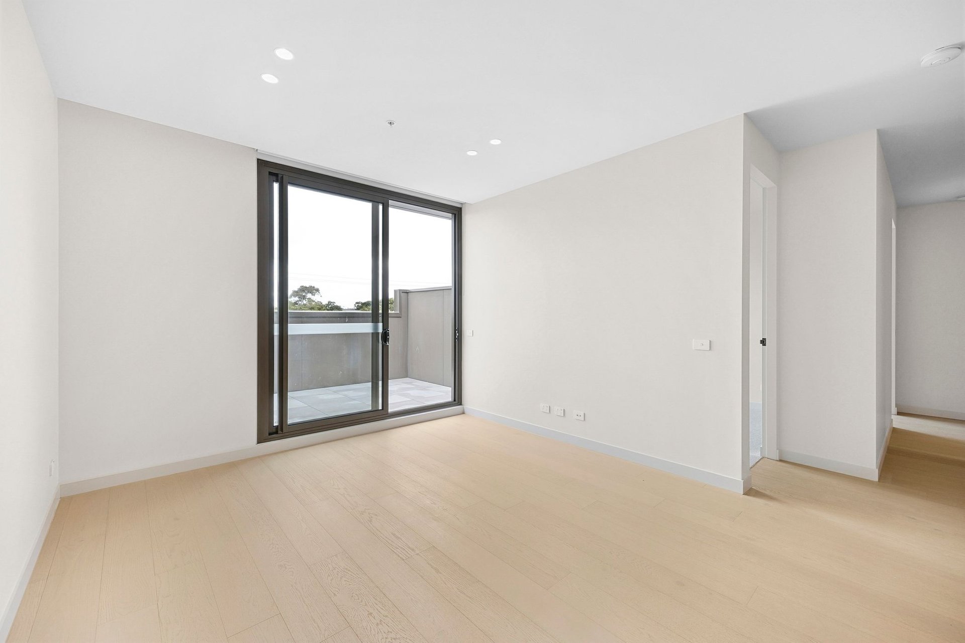 205/39 Bay Street, Rippleside image 10
