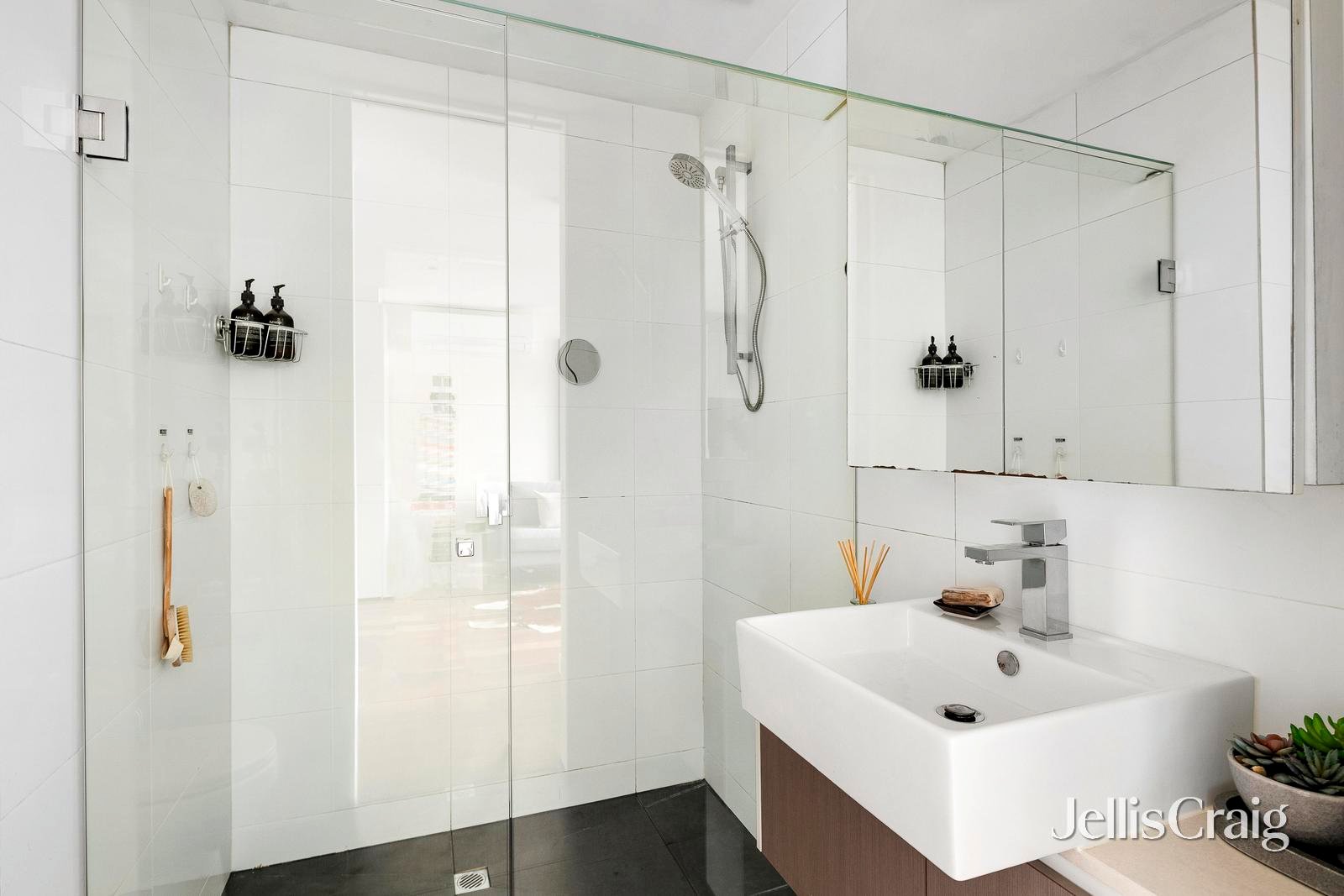 205/44 Eastment Street, Northcote image 5