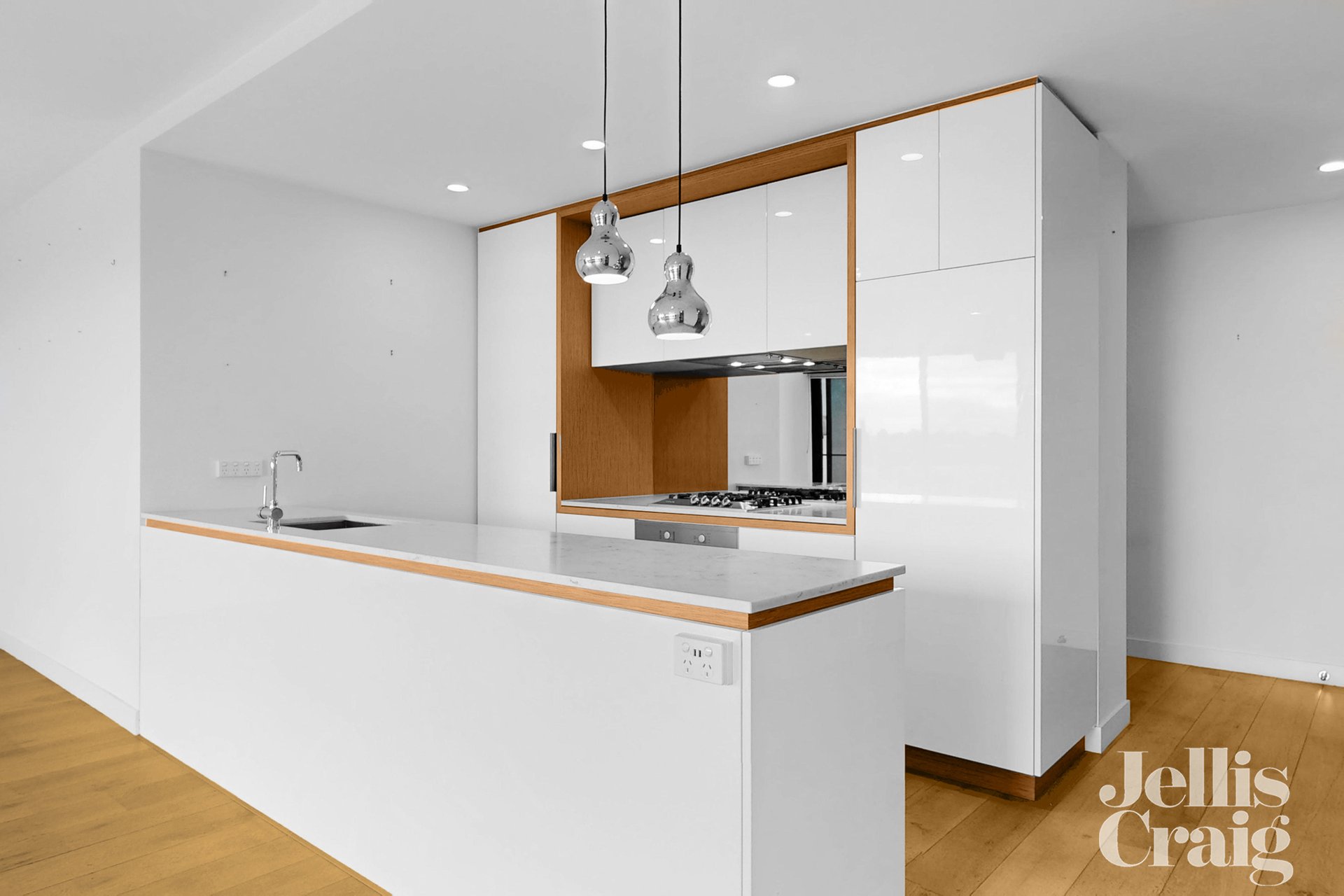 205/629 Canterbury Road, Surrey&nbsp;Hills image 4