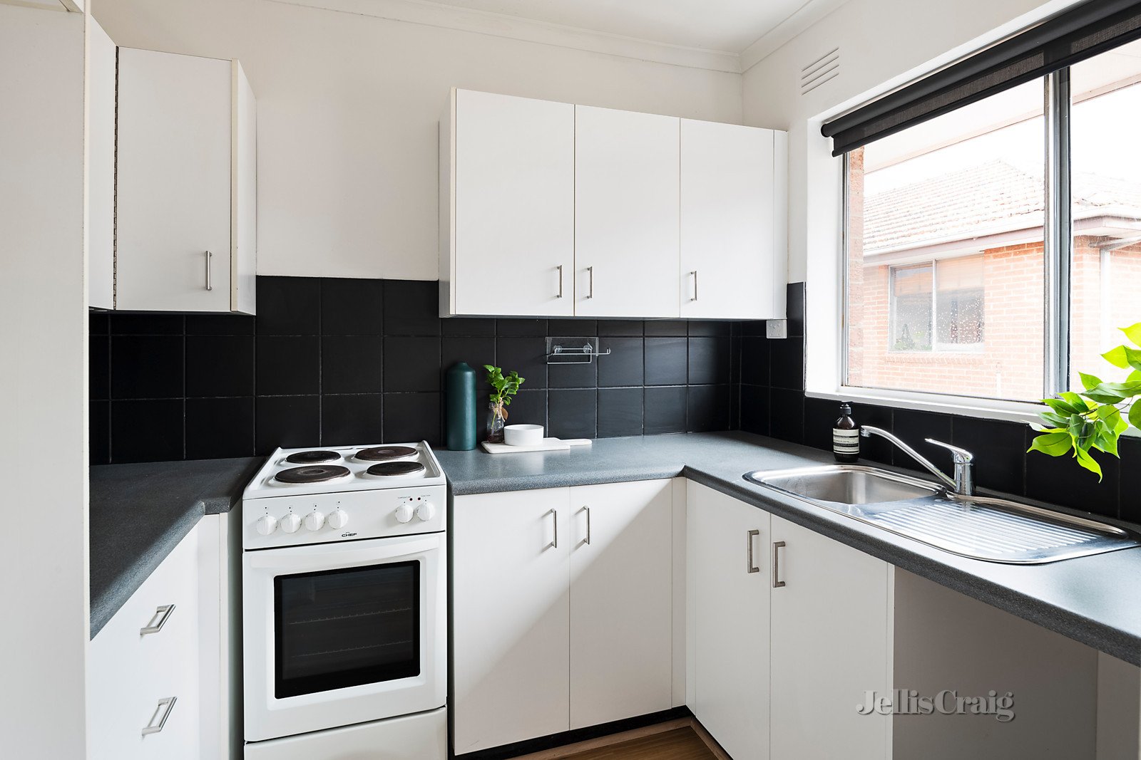 20/57 Caroline Street, Clifton Hill image 9