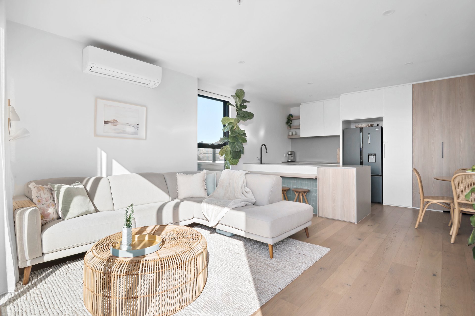 205/74 Pascoe Vale Road, Moonee Ponds image 3