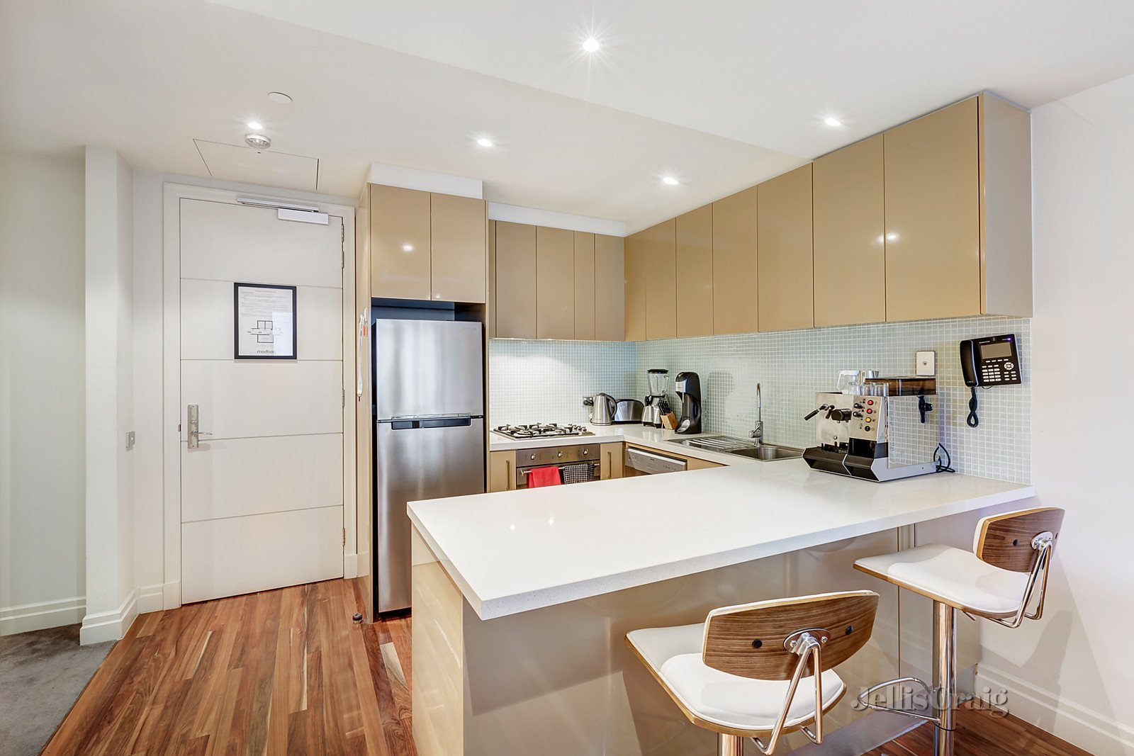 205/91-93 Tram Road, Doncaster image 3