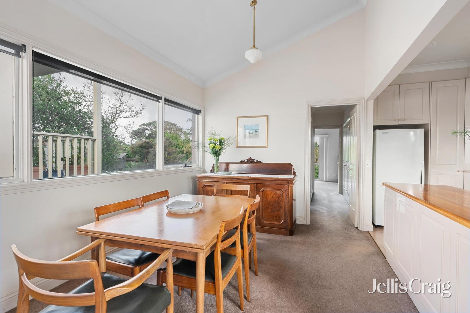 206 Beach Road, Black Rock image 7