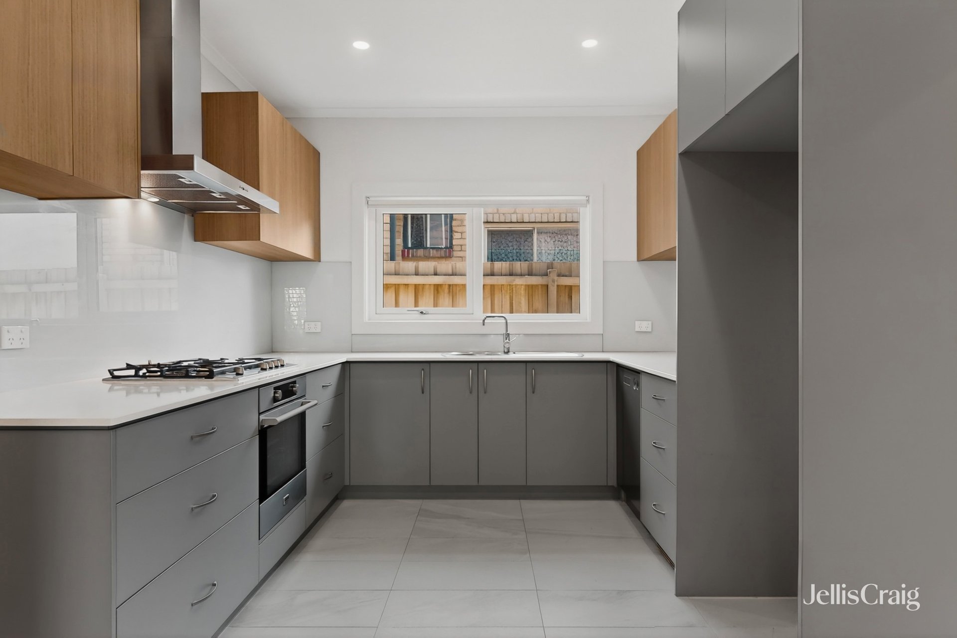 206 Huntingdale Road, Huntingdale image 2