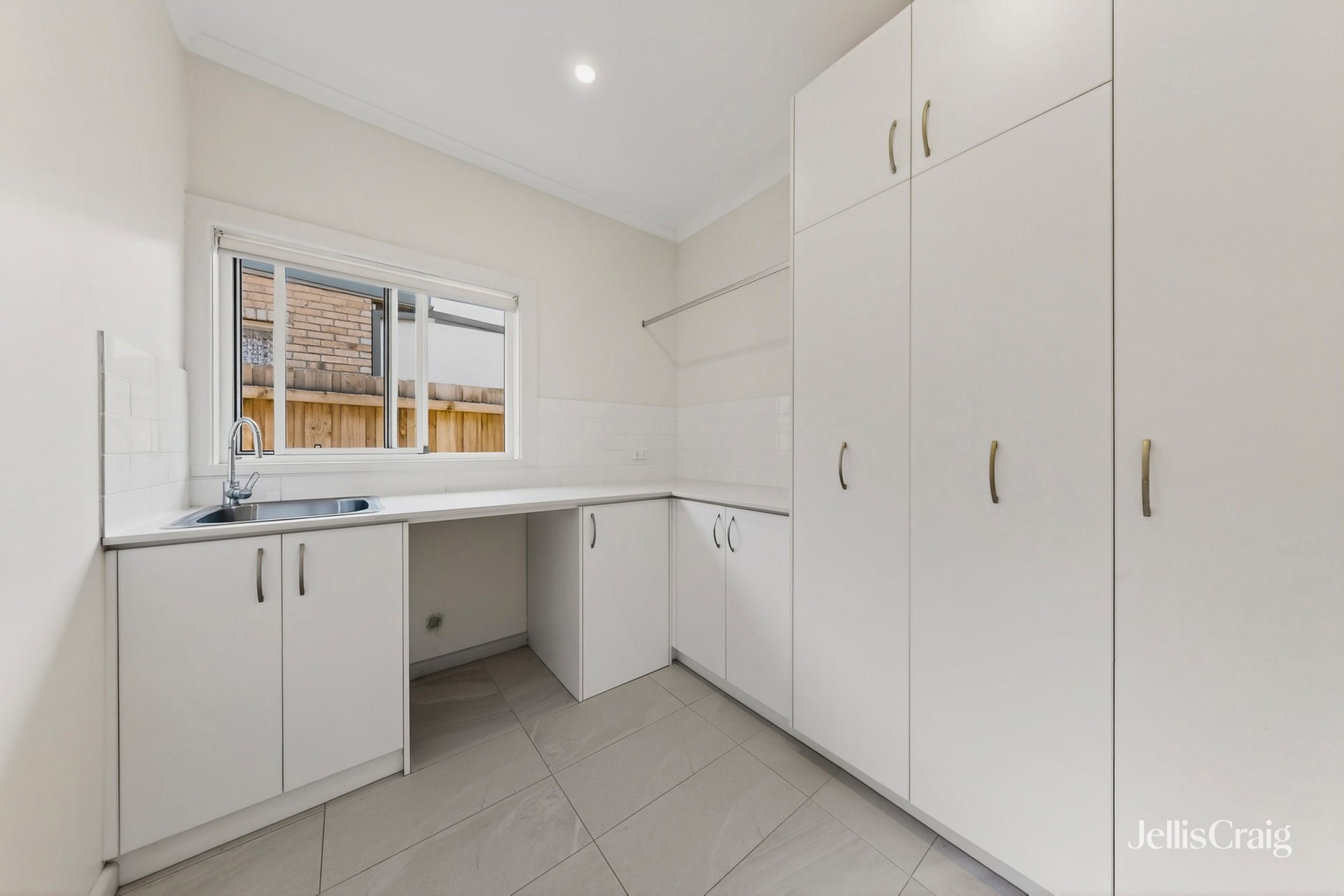 206 Huntingdale Road, Huntingdale image 13