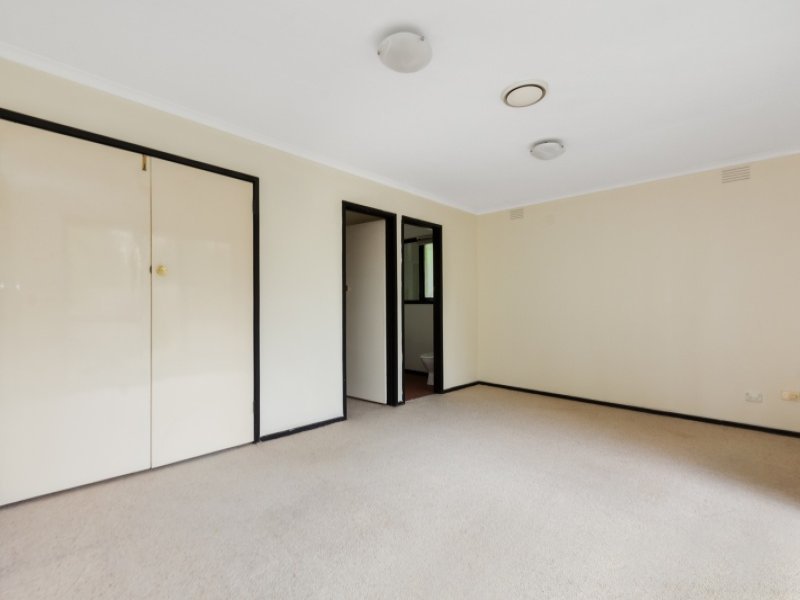 206 Manningham Road, Bulleen image 13