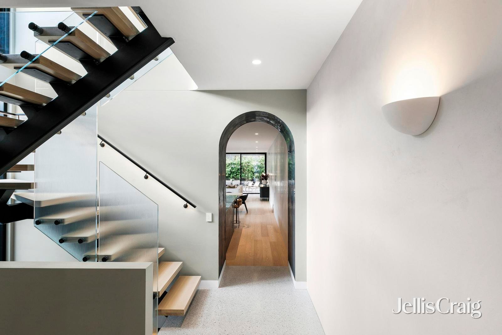 206 Tennyson Street, Elwood image 15