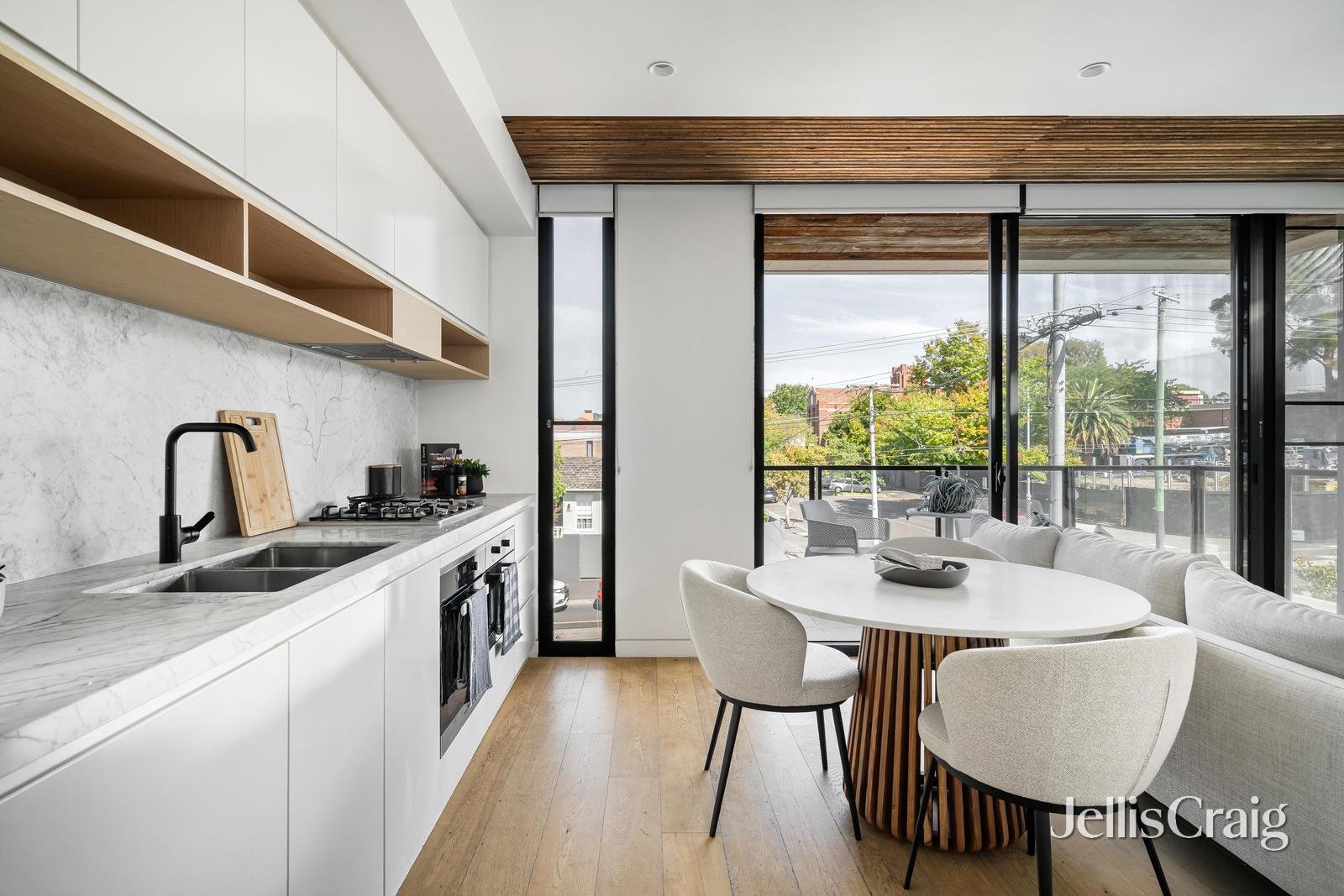 206/1273 High Street, Malvern image 3