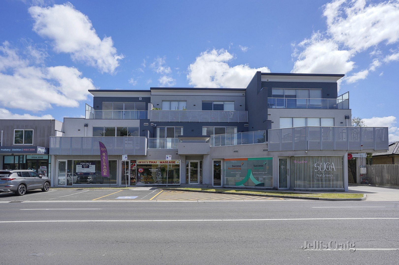 206/135 Lower Dandenong Road, Mentone image 2