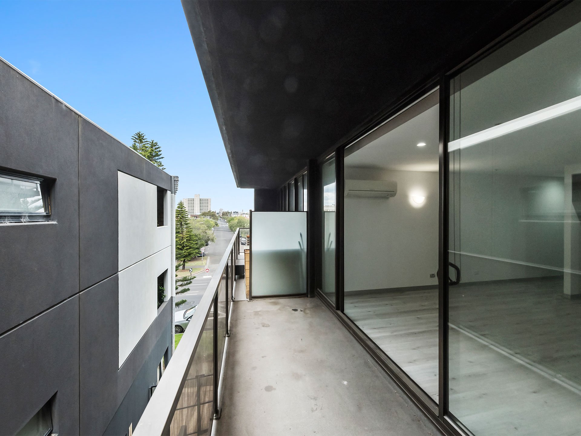 206 / 15 Pickles Street PORT MELBOURNE