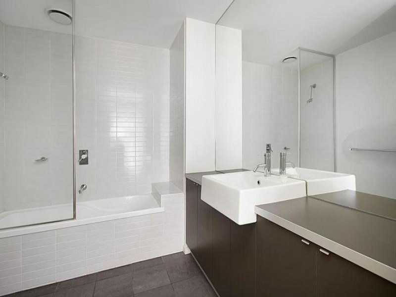 Property Gallery Thumbnail 4