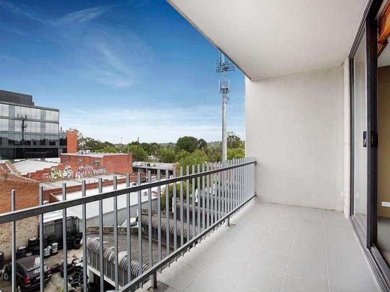 Property Gallery Thumbnail 5
