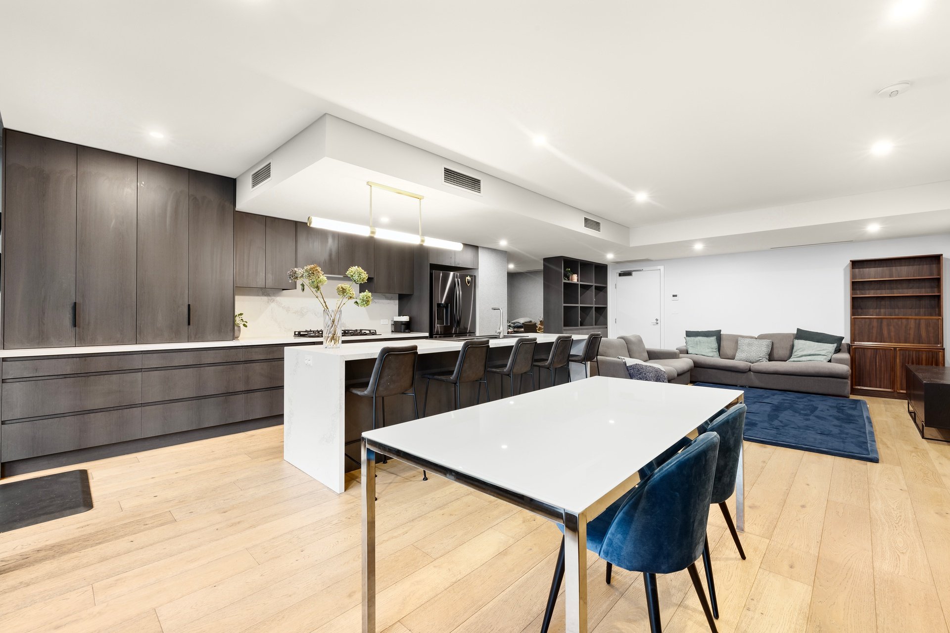206/188 Canterbury Road, Canterbury image 1