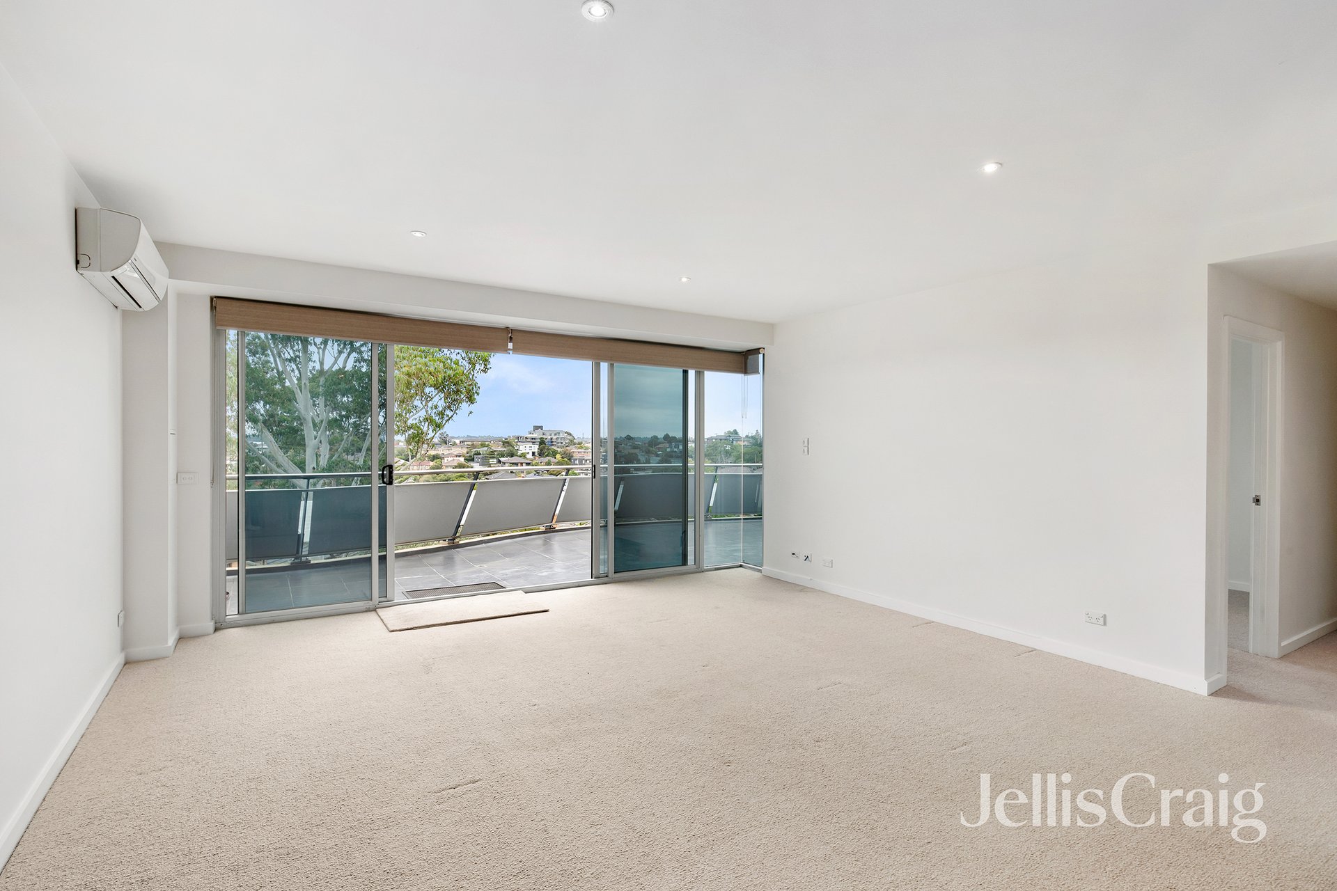 206/195-199 Thompsons Road, Bulleen image 4