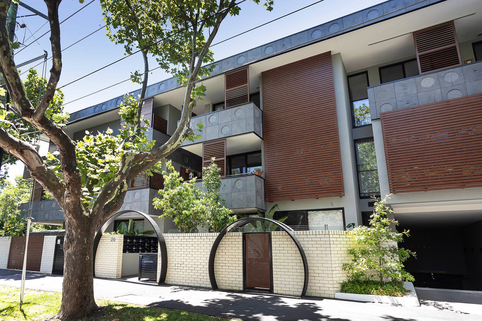 Property Gallery Thumbnail 2