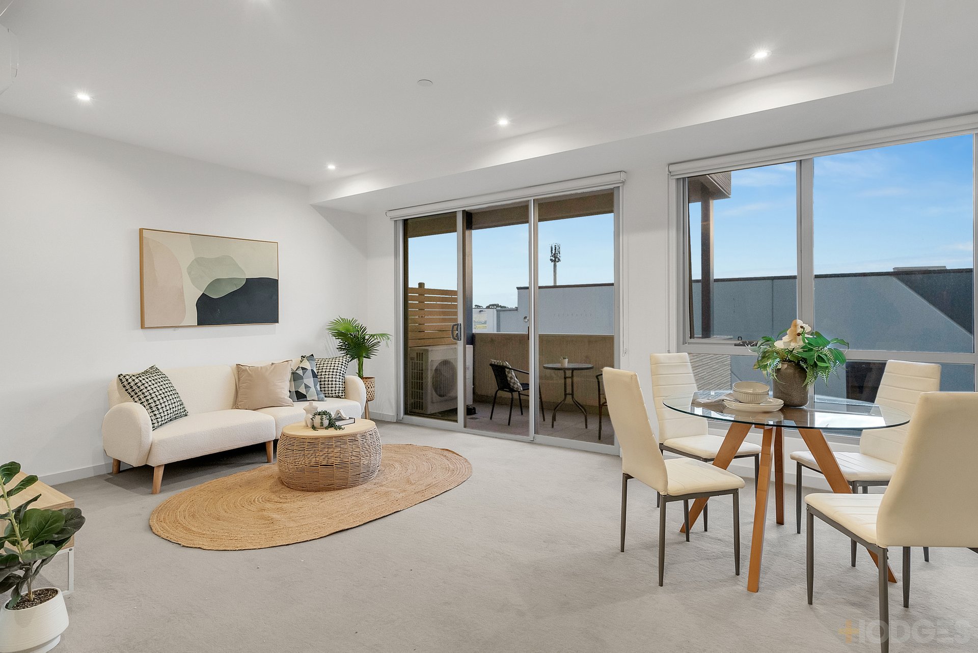 206 / 3 Sandbelt Close Heatherton