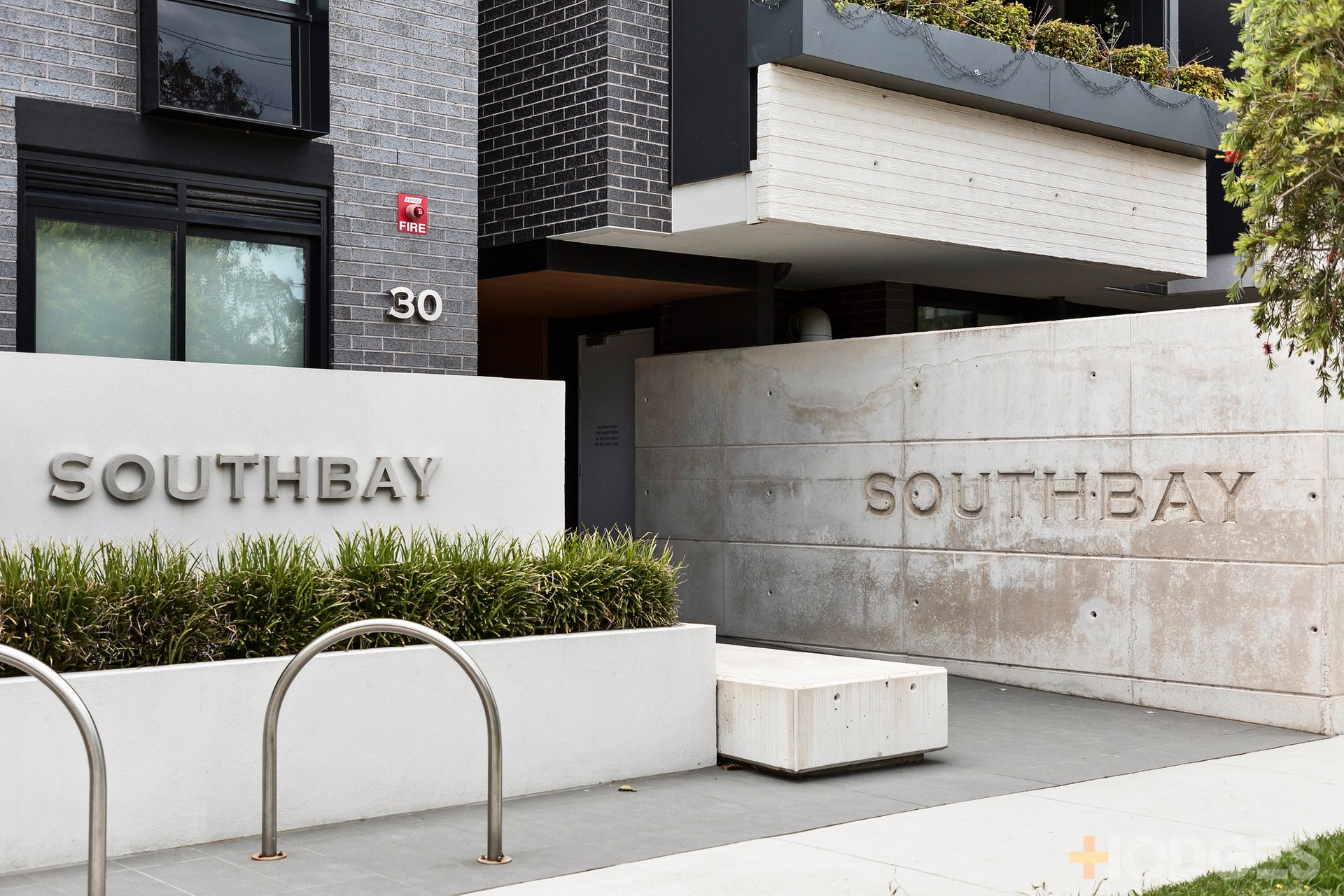 206 / 30 Munro Avenue Cheltenham