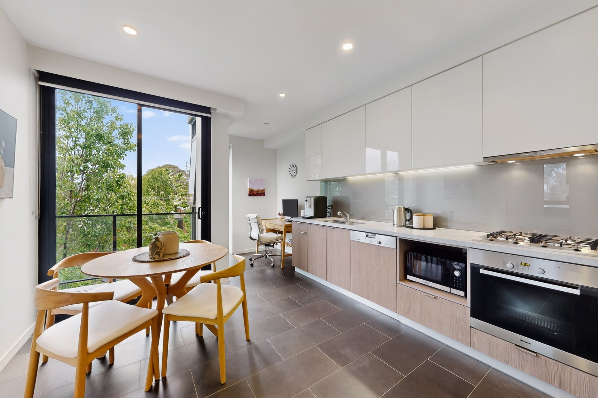 206/38 Harold Street, Hawthorn East image 4