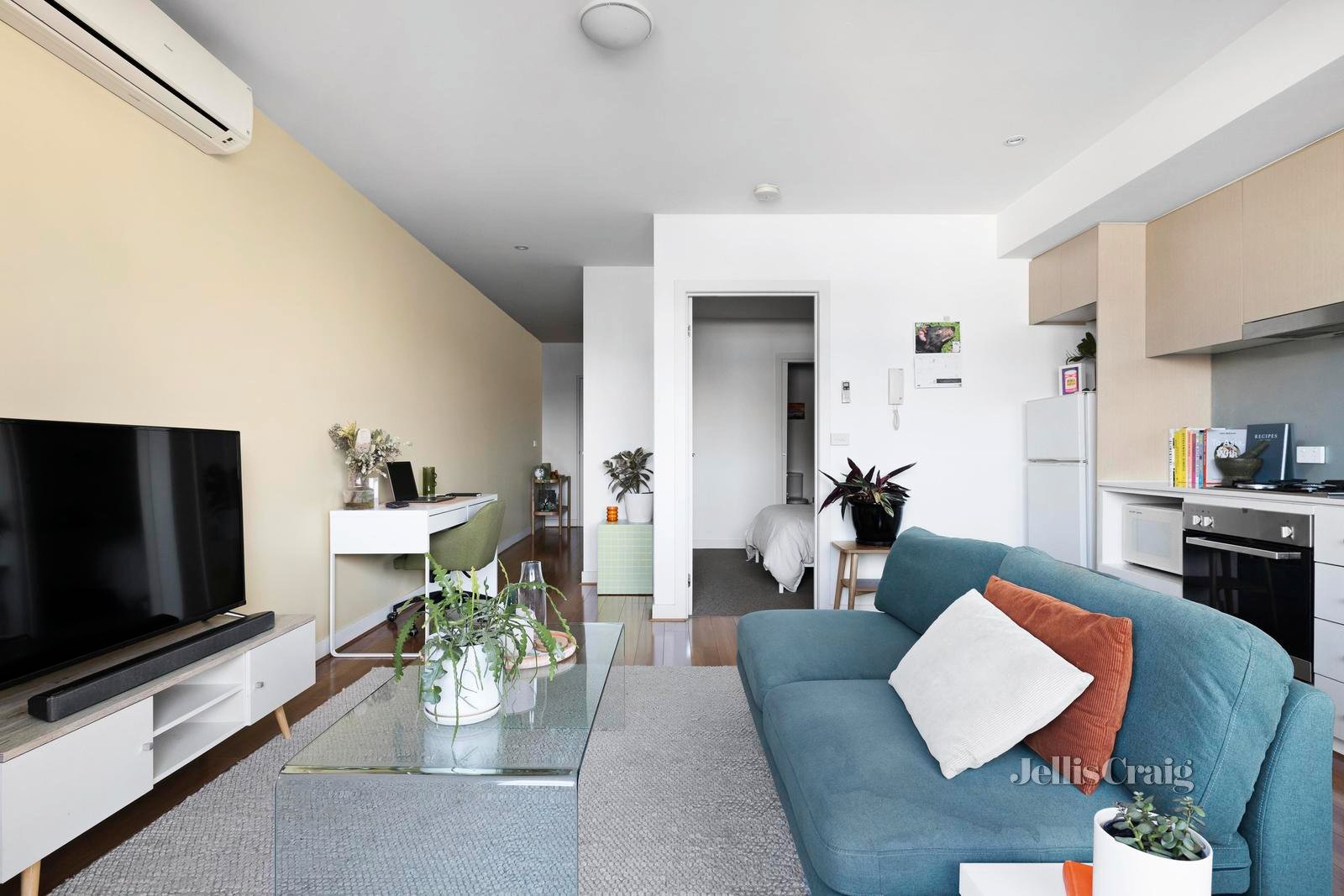 206/481 High Street, Northcote image 4