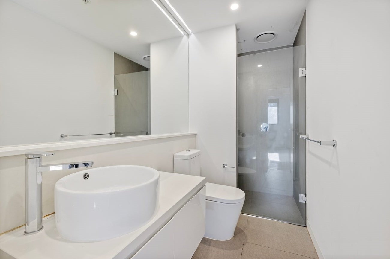 206/5 Sovereign Point Court, Doncaster image 5