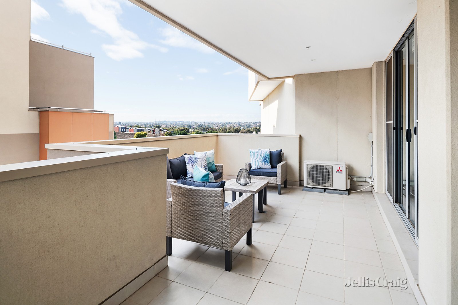 206/5 Wardens Walk, Coburg image 5